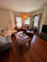 3 Hammond St, Unit 3 in Cambridge, MA - Building Photo - Building Photo