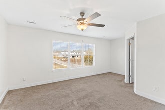 4891 Ancient Glacier Ln in Knoxville, TN - Building Photo - Building Photo