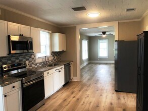 3022 School St in Needville, TX - Building Photo - Building Photo