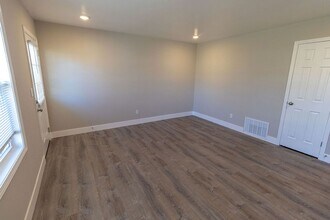 3612 Greeley Dr-Unit -3612 Greeley Dr A in Columbia, MO - Building Photo - Building Photo