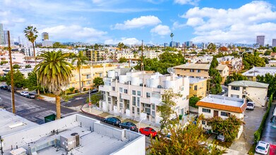 1700-1708 Armacost Ave in Los Angeles, CA - Foto de edificio - Building Photo