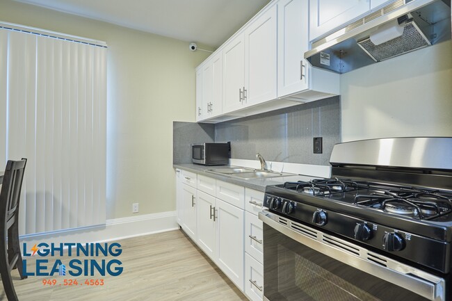 property at 1820 1/2 W 11th St