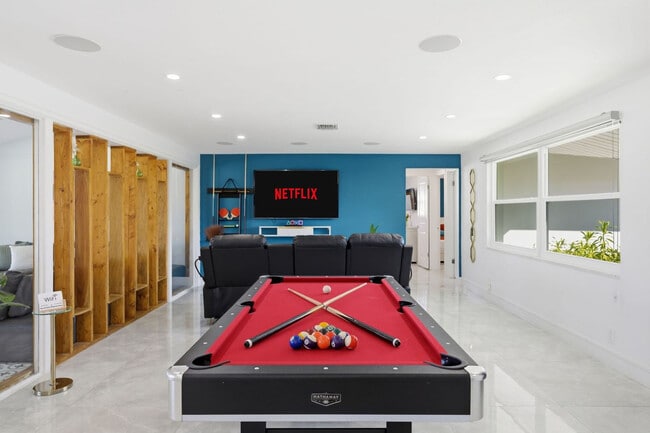 4644 Bay Crest Dr in Tampa, FL - Building Photo - Building Photo