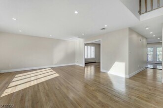 535 Orchard Ave in Palisades Park, NJ - Building Photo - Building Photo