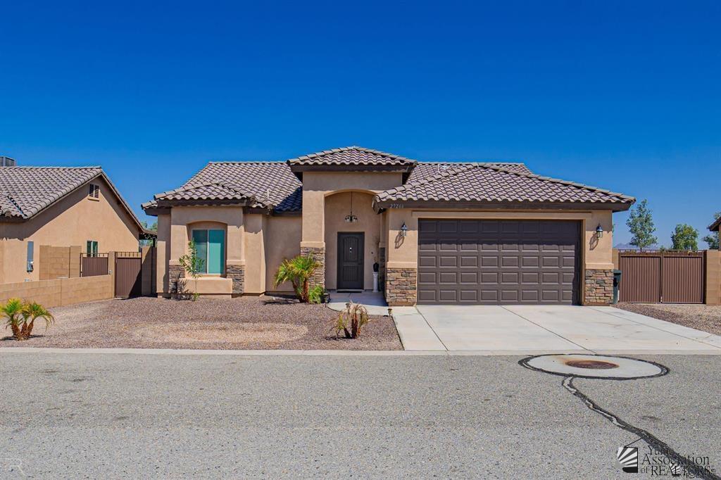 27266 Mesquite Ave in Wellton, AZ - Building Photo