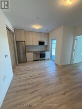 7439 Kingston Rd in Toronto, ON - Building Photo - Building Photo