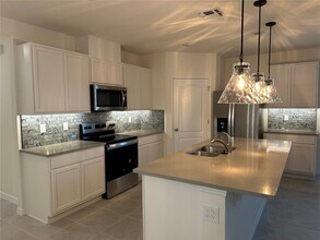 829 Ambleside Dr in Haines City, FL - Building Photo - Building Photo