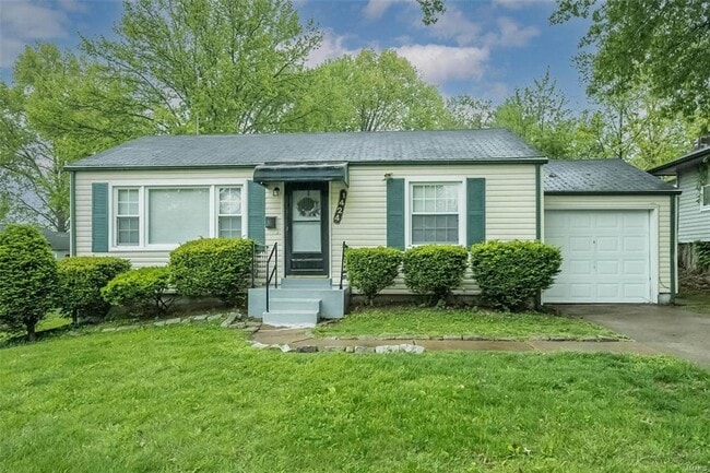 property at 1424 Golden Dr