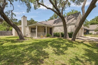 353 Fantail Loop in Lakeway, TX - Building Photo - Building Photo