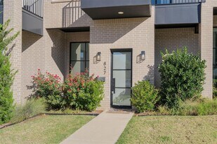 827 NW 8th St in Oklahoma City, OK - Building Photo