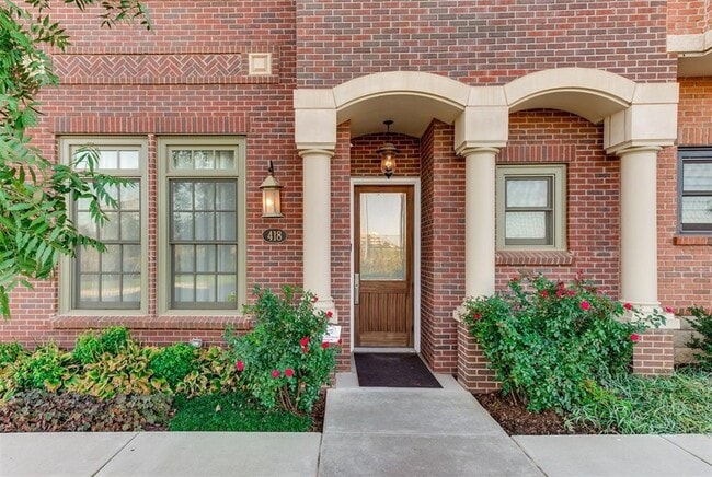 property at 418 NE 2nd St