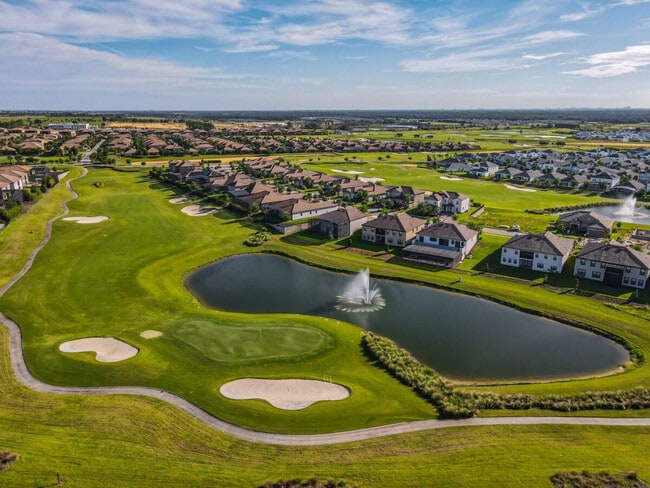 1520 Oasis Club Blvd in Four Corners, FL - Building Photo - Building Photo