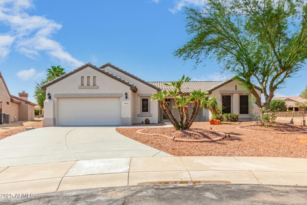 16256 W Tamarack Ln in Surprise, AZ - Building Photo