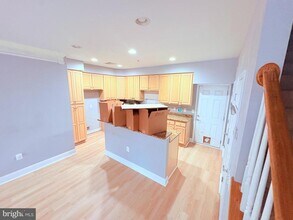 2396 Brookmoor Ln in Leesylvania, VA - Building Photo - Building Photo