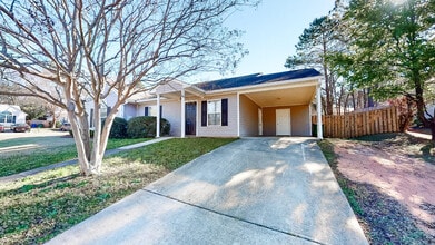 104 Queens Ct in Aiken, SC - Building Photo - Building Photo