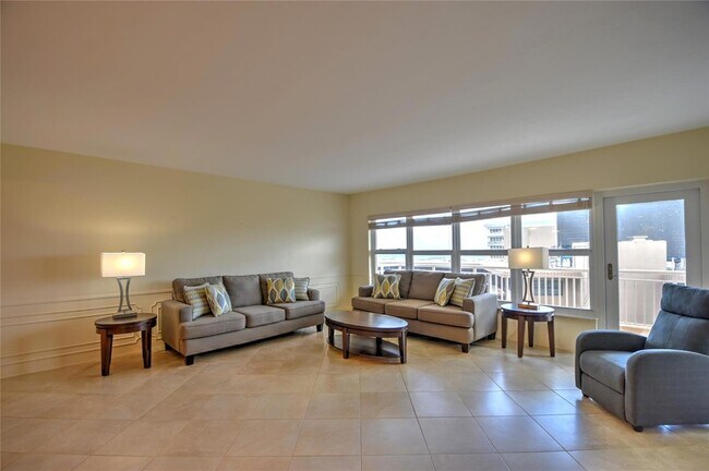 3850 Galt Ocean Dr, Unit 1805 in Fort Lauderdale, FL - Building Photo - Building Photo
