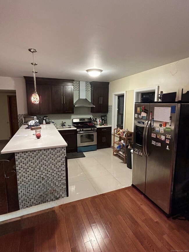 property at 7 Elm St