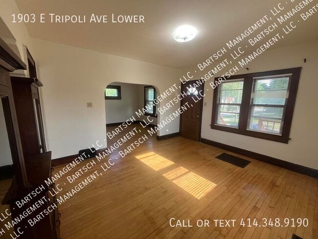 1903 E Tripoli Ave in Milwaukee, WI - Building Photo - Building Photo