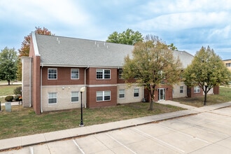 Nemitz Hall in Mount Pleasant, IA - Building Photo - Building Photo