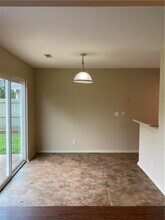 1103 Ryan St in Bentonville, AR - Foto de edificio - Building Photo