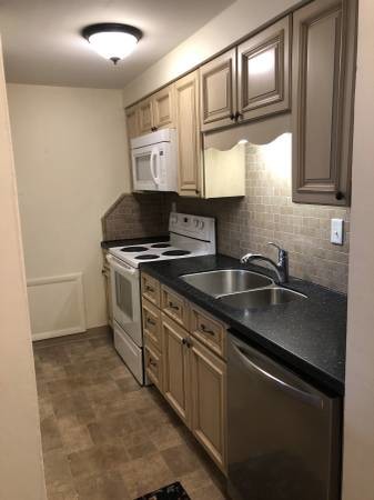 Parkway Garden Apartments in Cortland, NY - Building Photo