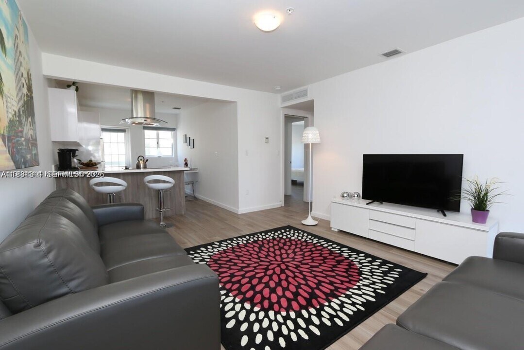 1450 Meridian Ave in Miami Beach, FL - Building Photo