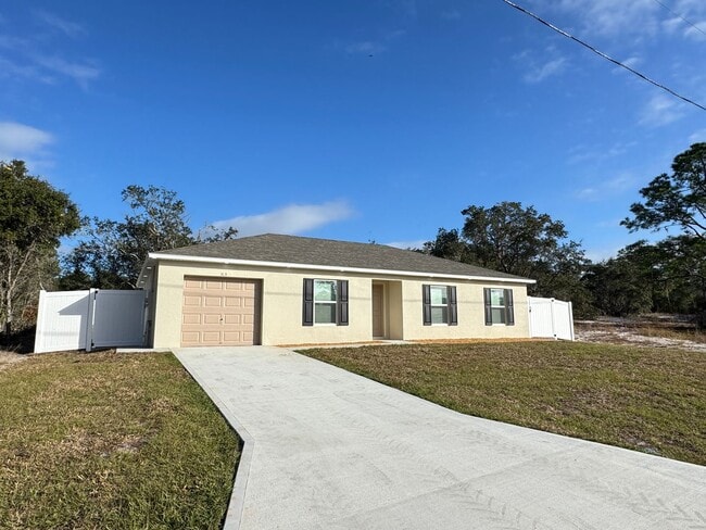 313 Amberjack Ct in Poinciana, FL - Building Photo - Building Photo