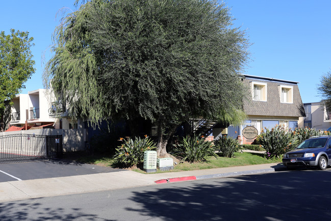 Beadnell Apartments in San Diego, CA - Building Photo - Building Photo