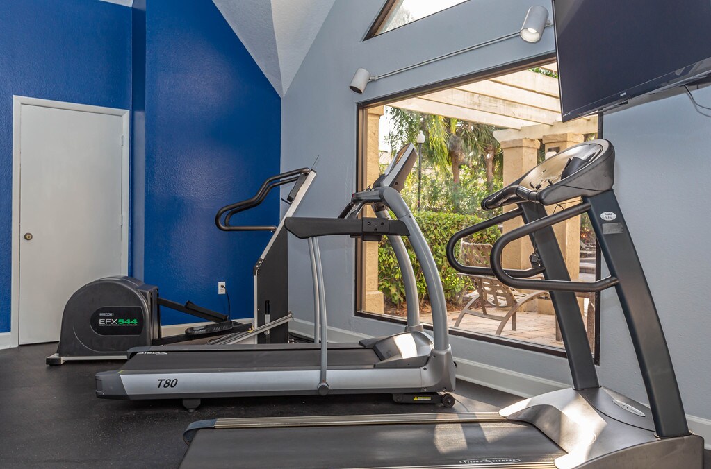 Heron Lake Apartments in Kissimmee, FL