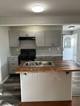 606 Rose Harris St in Pittsburg, KS - Building Photo - Building Photo