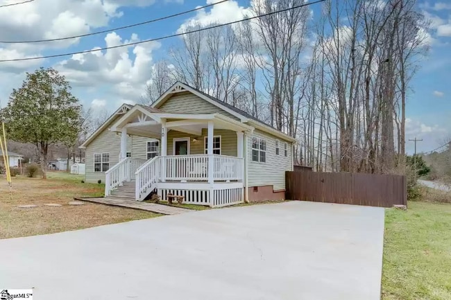 property at 10 N Rockview Dr