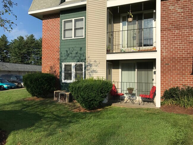 5 Roedean Drive, Unit Apt. 101 in Nashua, NH - Building Photo - Building Photo