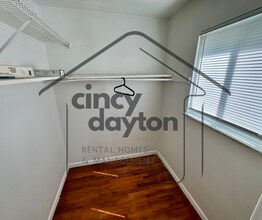 6118 Stover Ave in Cincinnati, OH - Building Photo - Building Photo