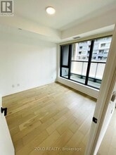840-840 St Clair Ave W in Toronto, ON - Building Photo - Building Photo