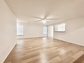 5718 Highbury Ct in Houston, TX - Building Photo - Building Photo