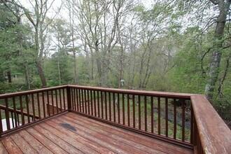 72 Bay Rd in Falmouth, MA - Building Photo - Building Photo