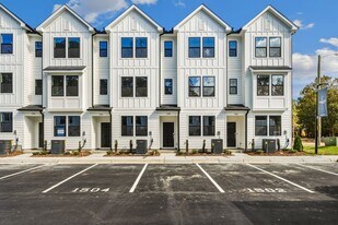 1502 Crescent Townes Wy in Raleigh, NC - Building Photo