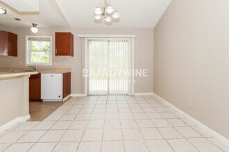 1228 Mill Lake Cir in Stone Mountain, GA - Building Photo - Building Photo