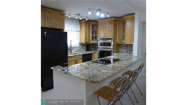 123 Deer Creek Blvd in Deerfield Beach, FL - Building Photo - Building Photo