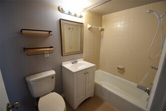1005 S New York Ave in Lakeland, FL - Building Photo - Building Photo