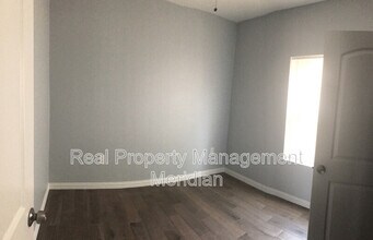 3203 McCart Ave in Fort Worth, TX - Building Photo - Building Photo
