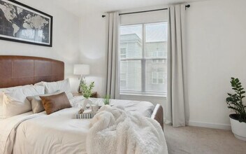 2517 Sayles Pl SE, Unit 9 in Washington, DC - Foto de edificio - Building Photo