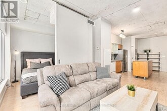 383-383 Cumberland St in Ottawa, ON - Building Photo - Building Photo