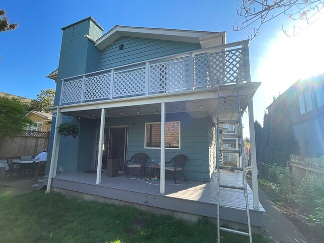 property at 5536 Canfield Pl N