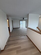 215 Jewel Dr in Ames, IA - Building Photo - Building Photo