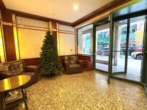 41-26-41-27 27th St in Queens, NY - Building Photo - Building Photo