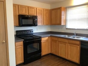 3175 Sophie St in Columbus, OH - Building Photo - Building Photo
