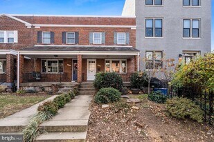 1403 K St SE in Washington, DC - Building Photo