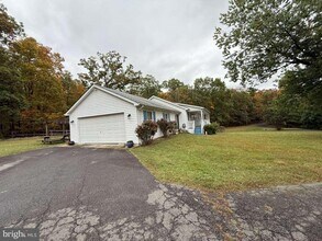 626 W Church Rd in Sterling, VA - Building Photo - Building Photo