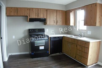 509 W Swan St in Springfield, MO - Building Photo - Building Photo